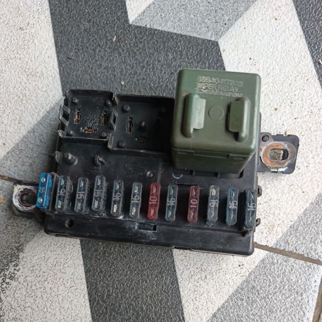 fuse box sekring kabin daihatsu classy winner 1.3