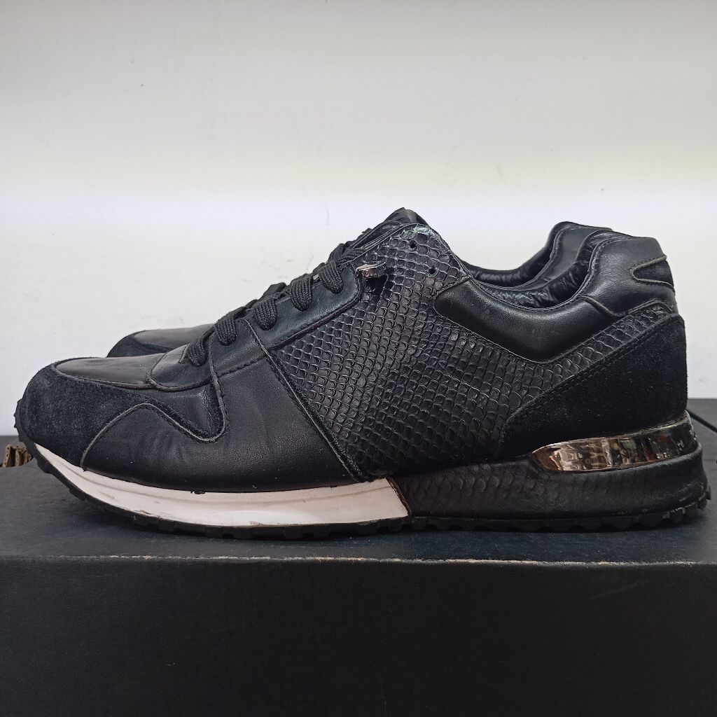 LV Run Away Sneaker Size 41