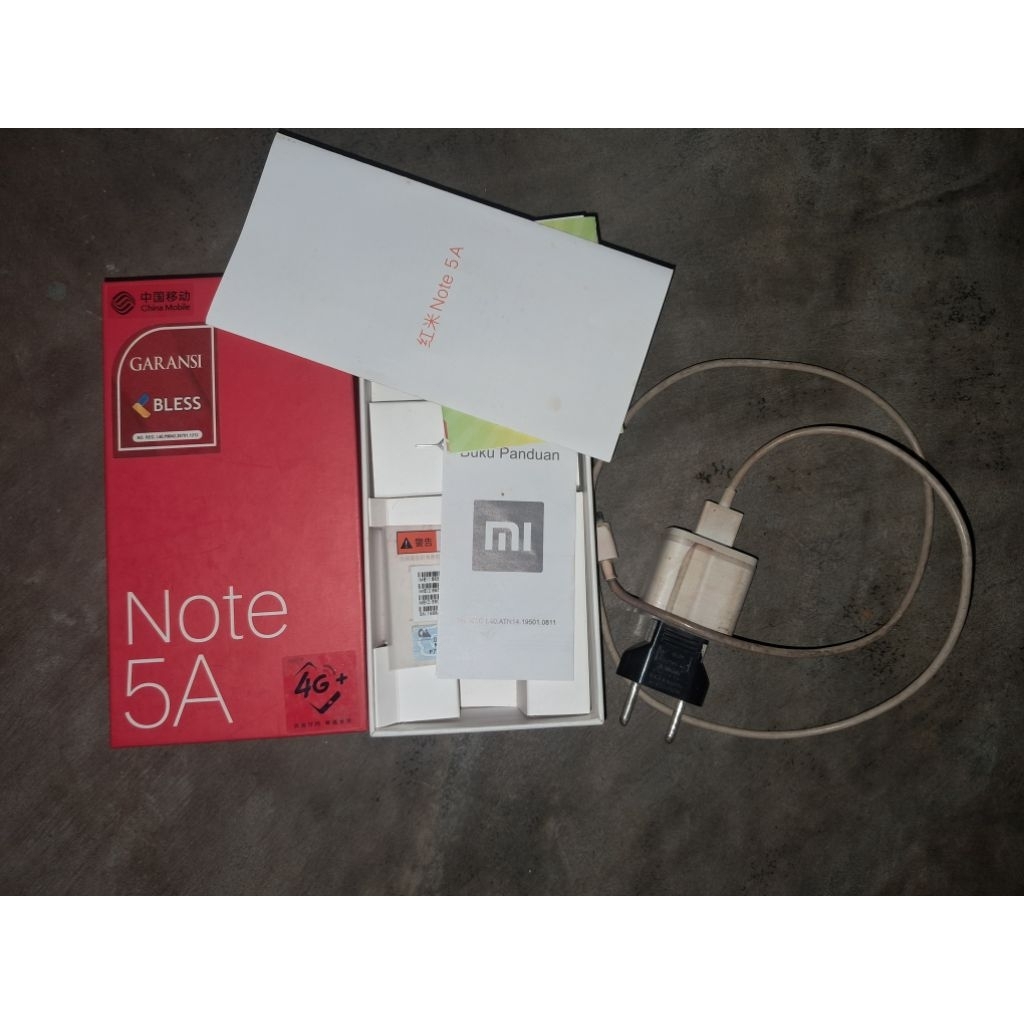 XIAOMI REDMI NOTE 5A  4/64 SECOND | SIAP PAKAI KONDISI BAGUS