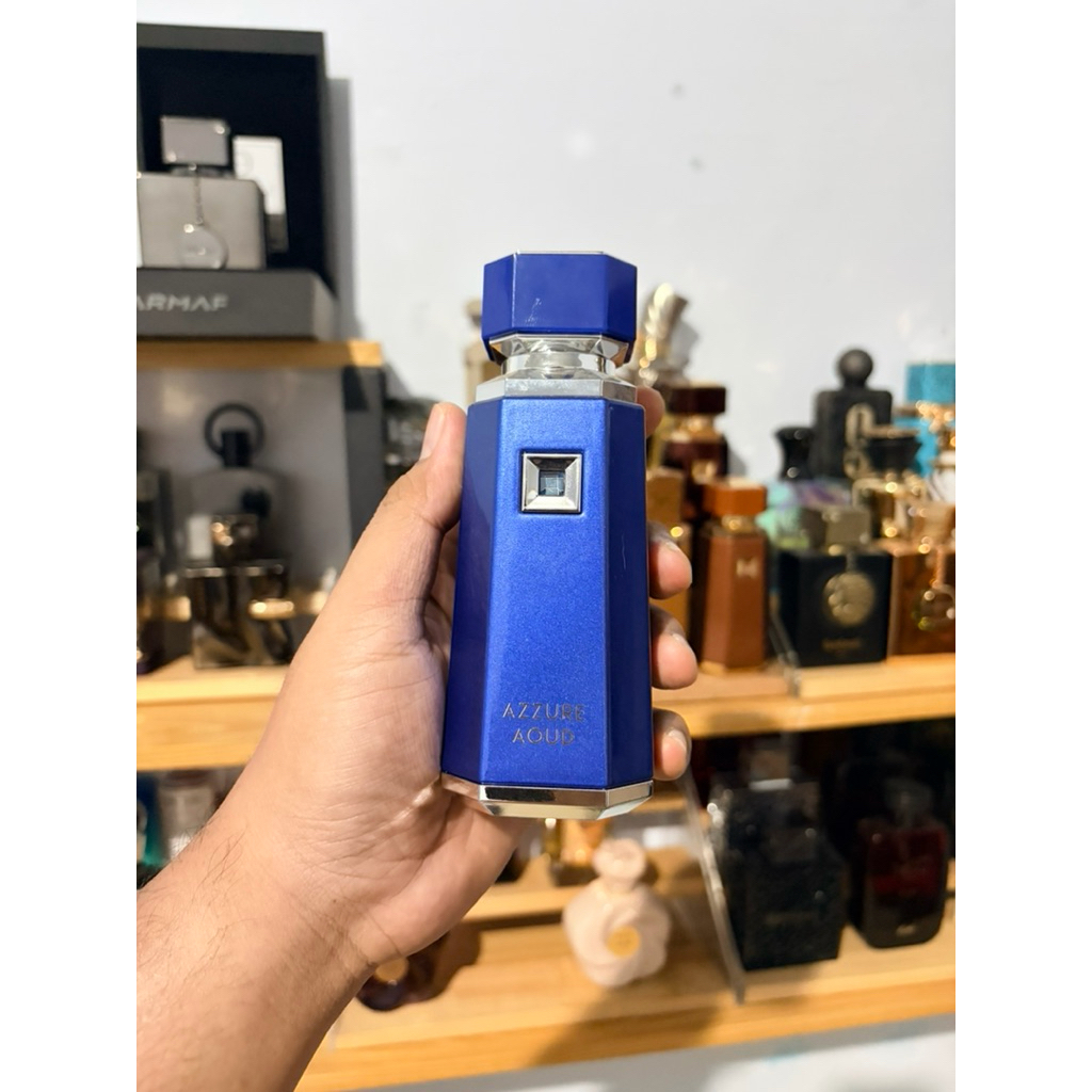 French Avenue Azzure Aoud, Preloved