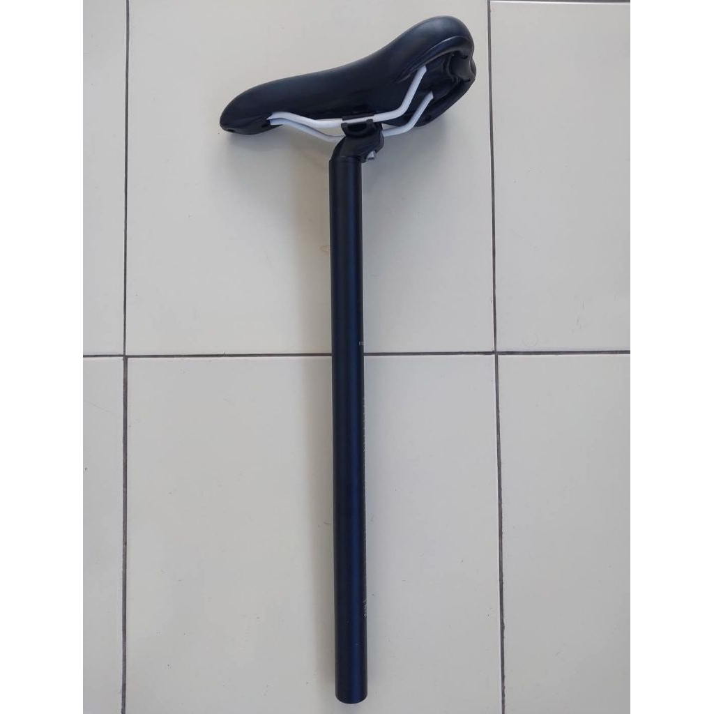 Seatpost 33.9 dan sadel