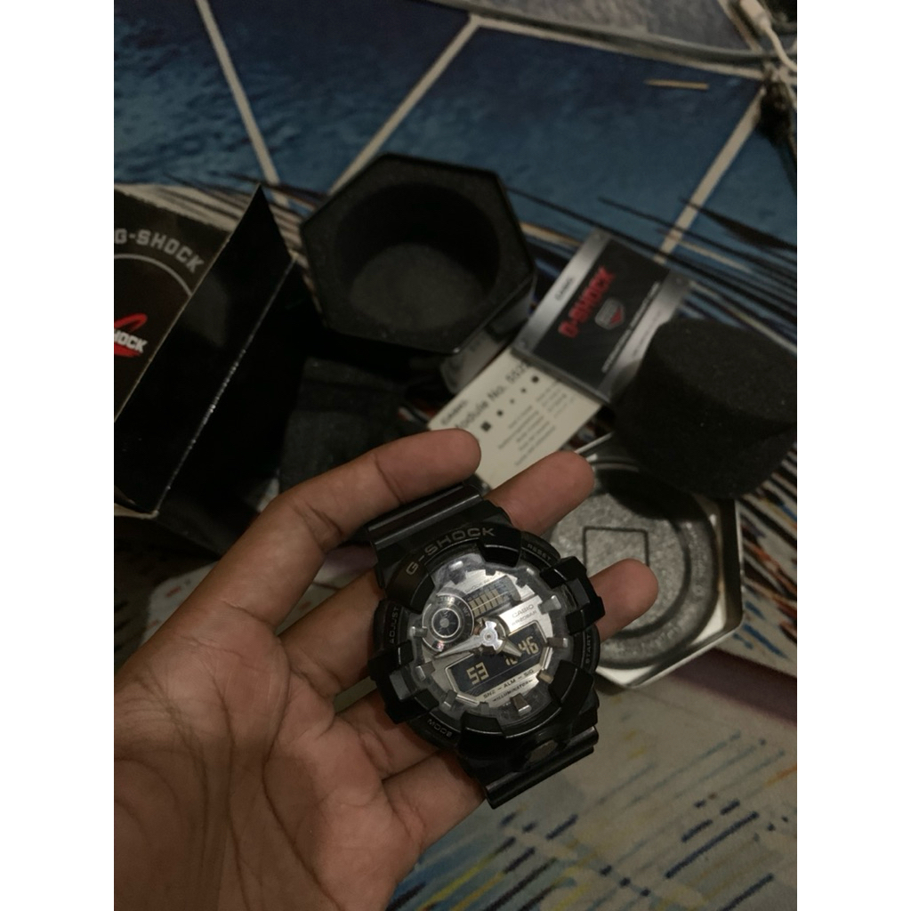 G SHOCK GA 710 / second - prelove