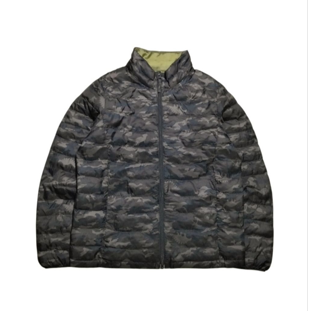 UNIQLO kids jacket puffer camo dino size 150 fit 11 - 12 th (P58xL47)