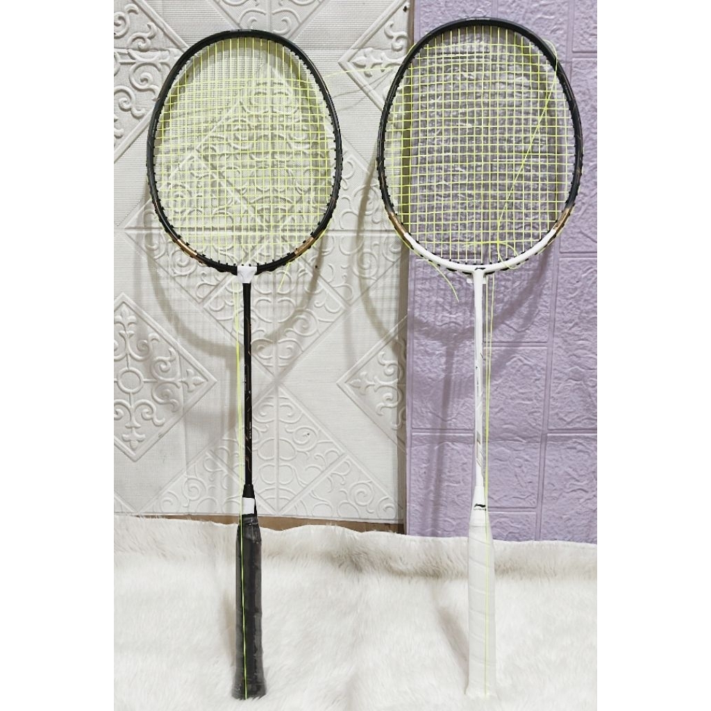 Reket Badminton bagus
