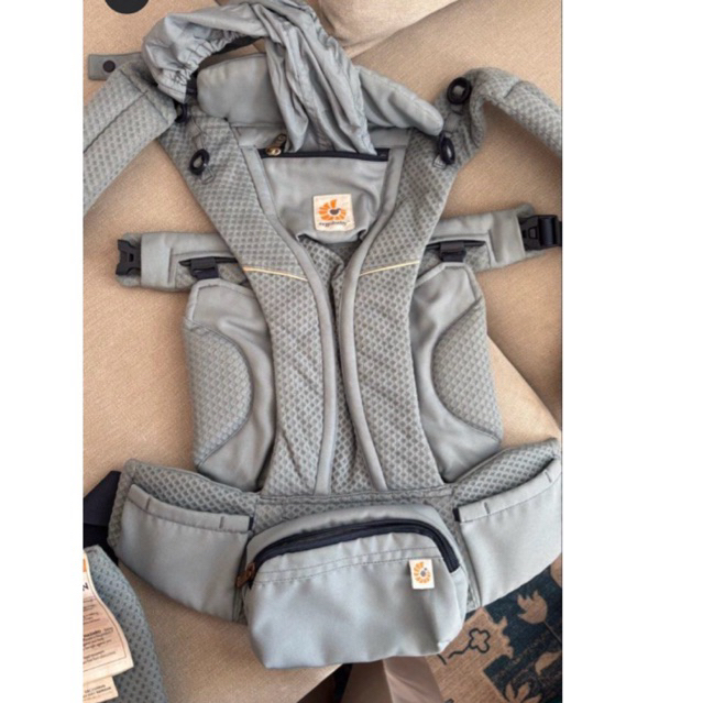 PRELOVED Ergobaby Omni Breeze