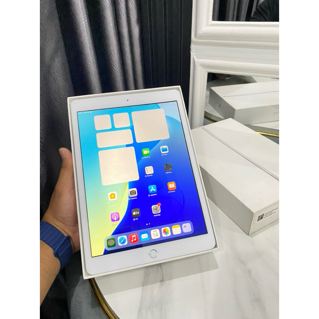 ipad gen 8 32gb fullset original