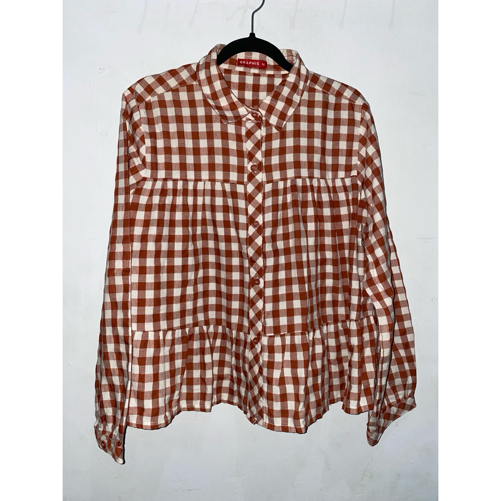 Preloved - Kemeja Graphis