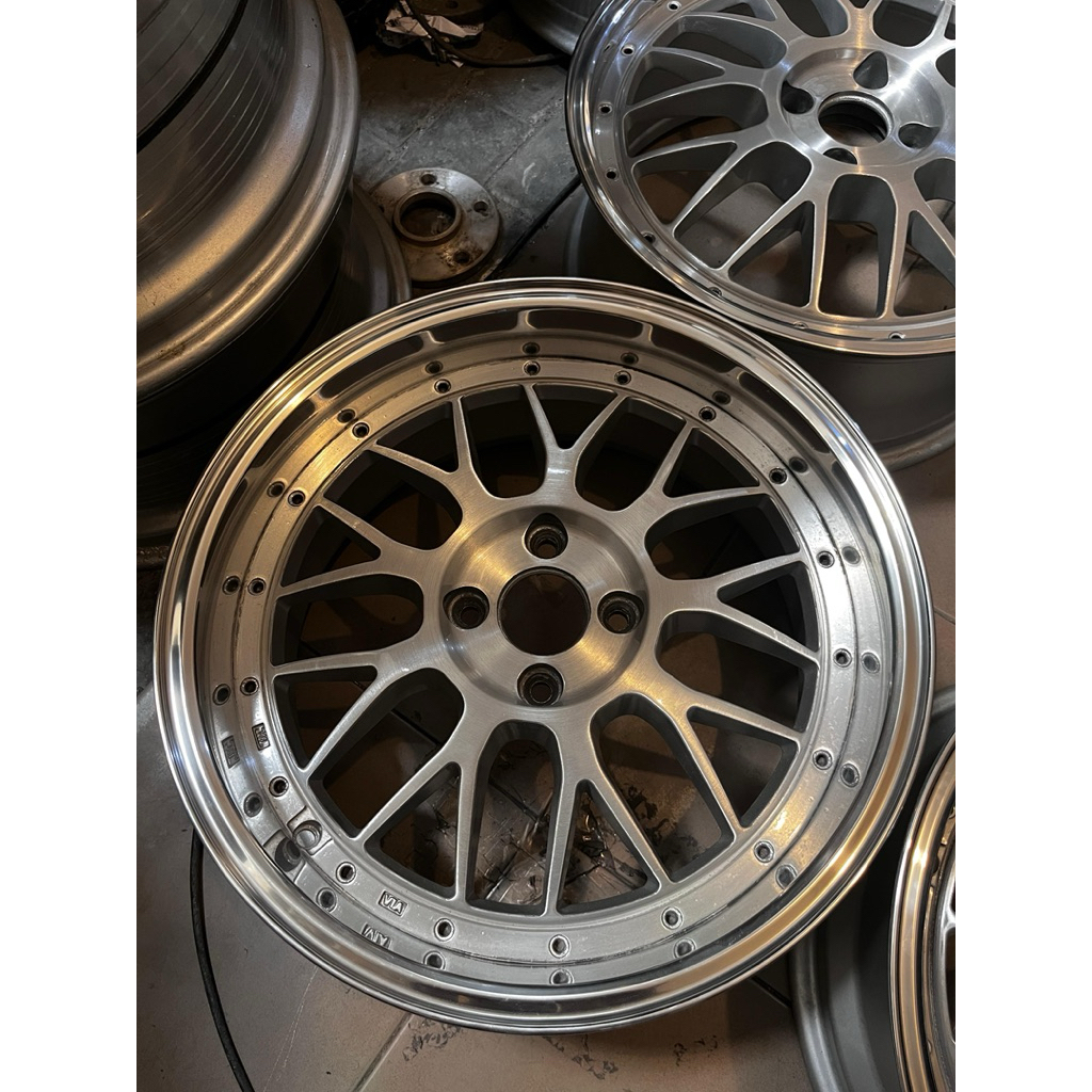 Velg Mobil Advanti model BBS LM Ring 17. Polish Lips. lebar 7-7.5. Et 42. 4x100. For Jazz, City Hatc