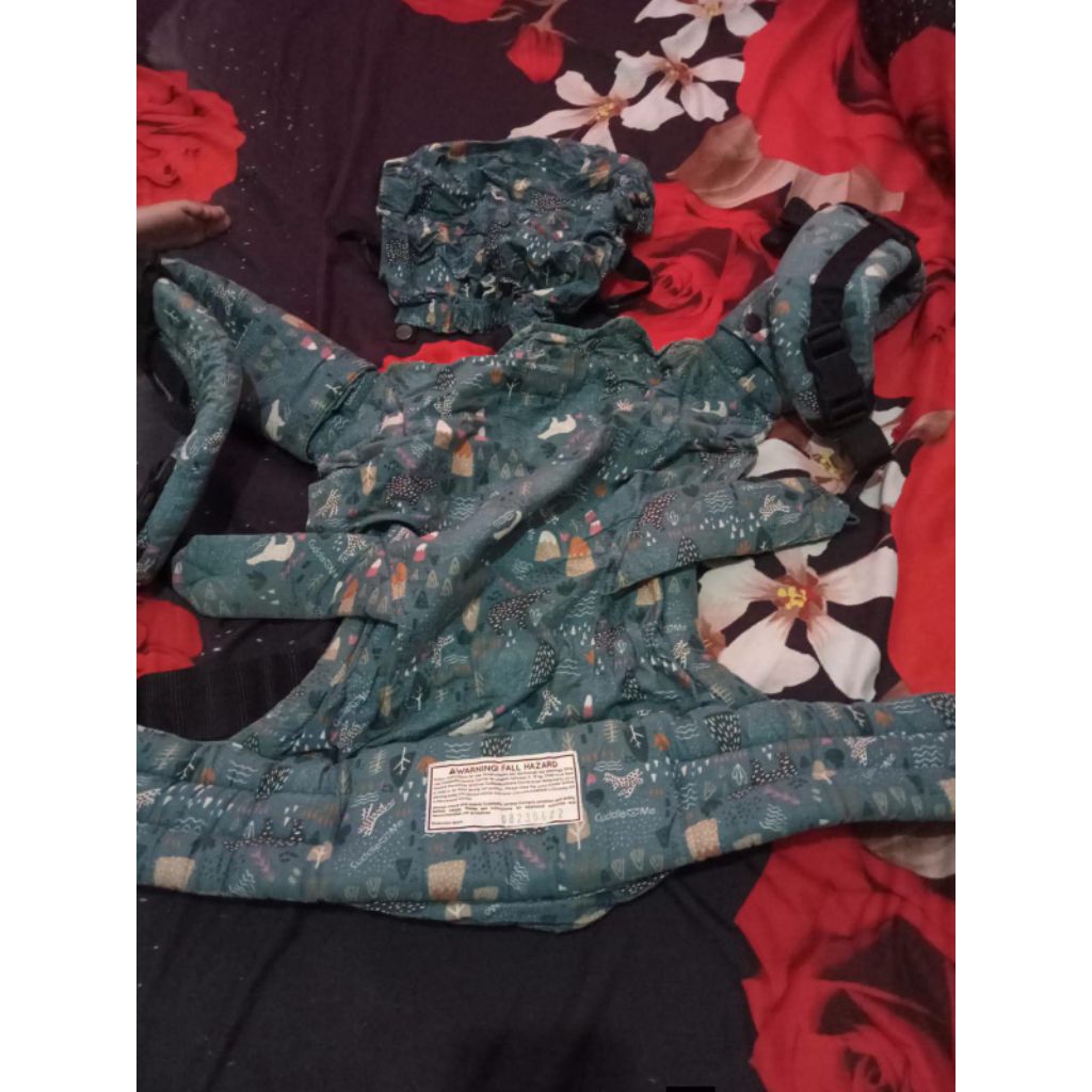 preloved gendongan cuddleme levana 185k+adm