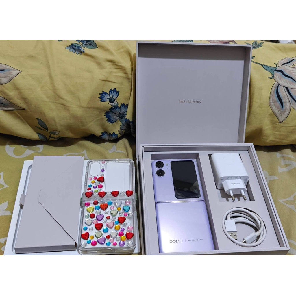 OPPO FIND N2 FLIP