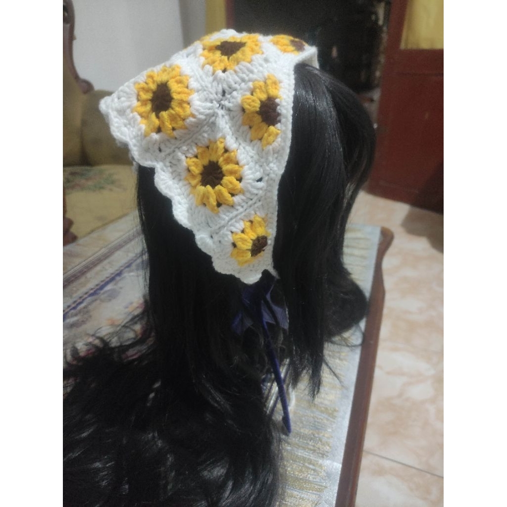 Bandana segitiga rajut