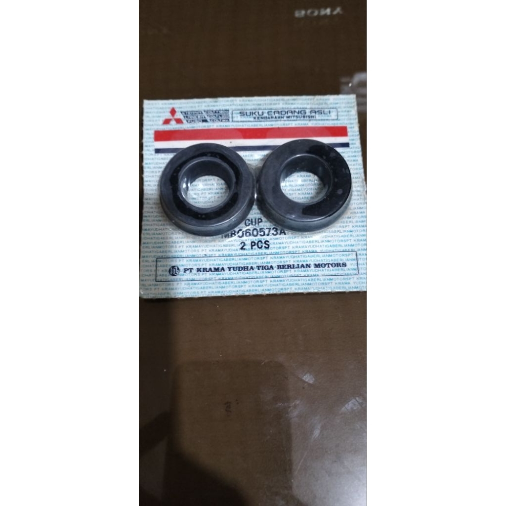 karet seal rem depan belakang canter PS110 PS125 ori