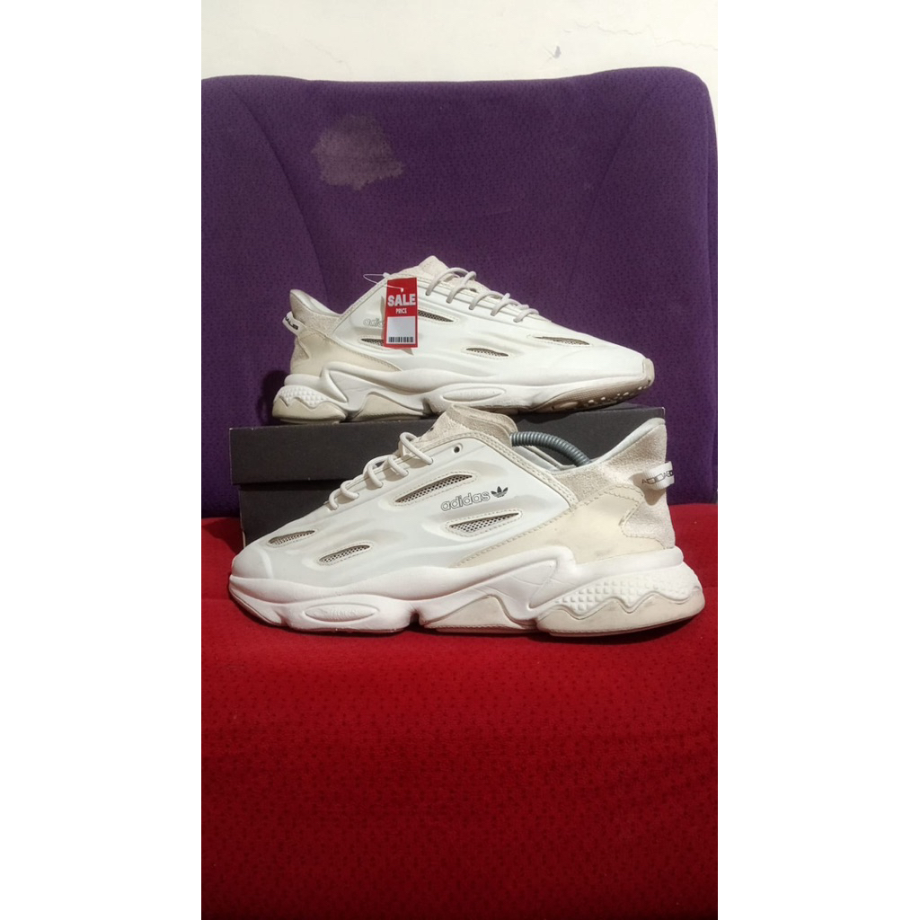 Adidas Ozelia White