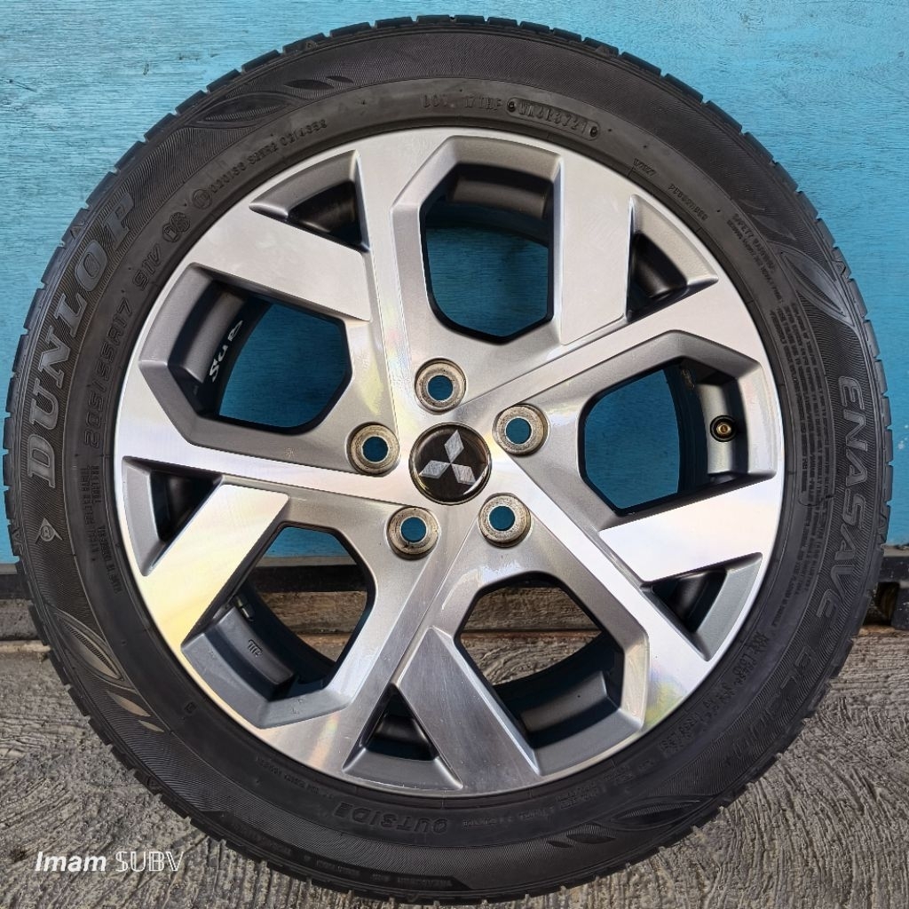 Velg original Xpander Cross Elite R17 set Ban Dunlop (Satuan/Serep)
