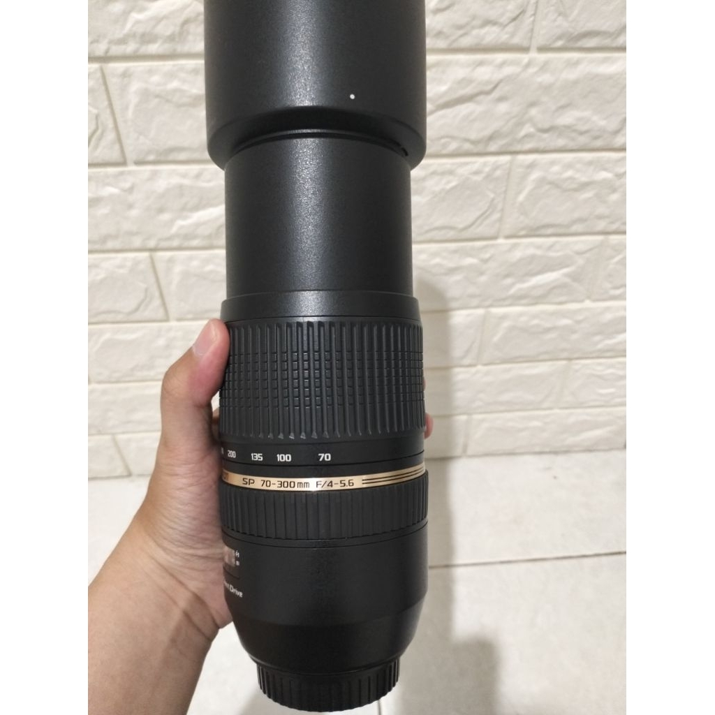 LENSA TAMRON 70-300MM VC USD FOR CANON NO BOX