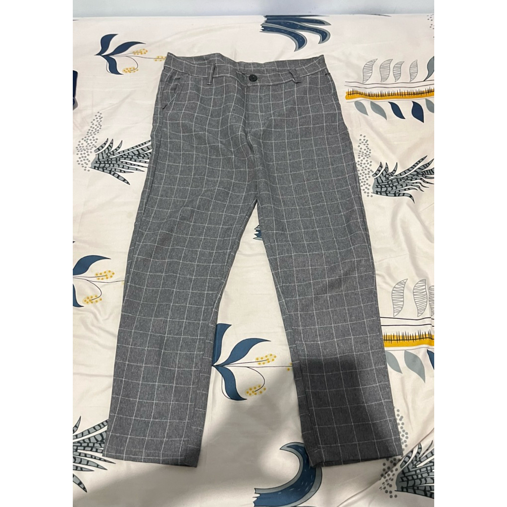 Preloved Celana Kain Tartan