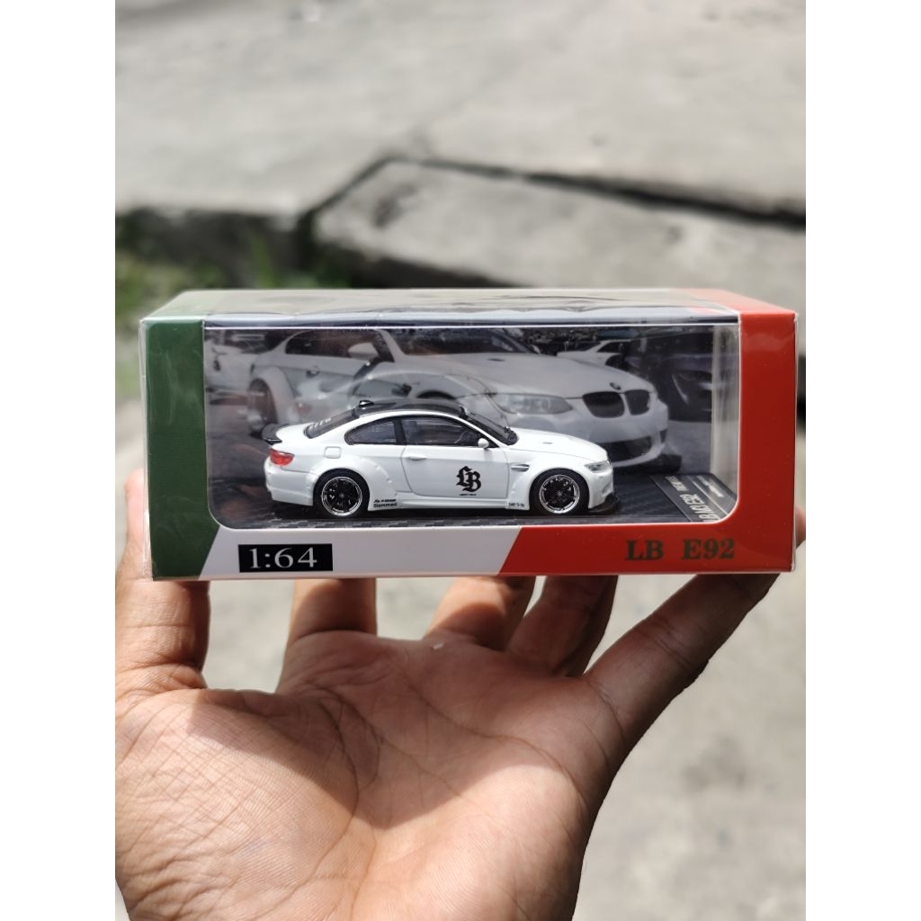 FINE MODEL BMW M3 E92 LBWK