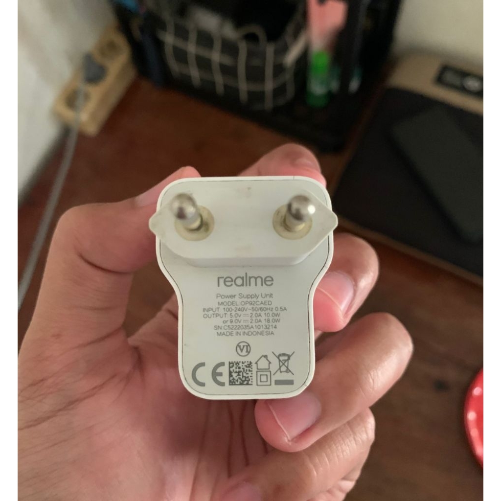 carger realme 18 watt