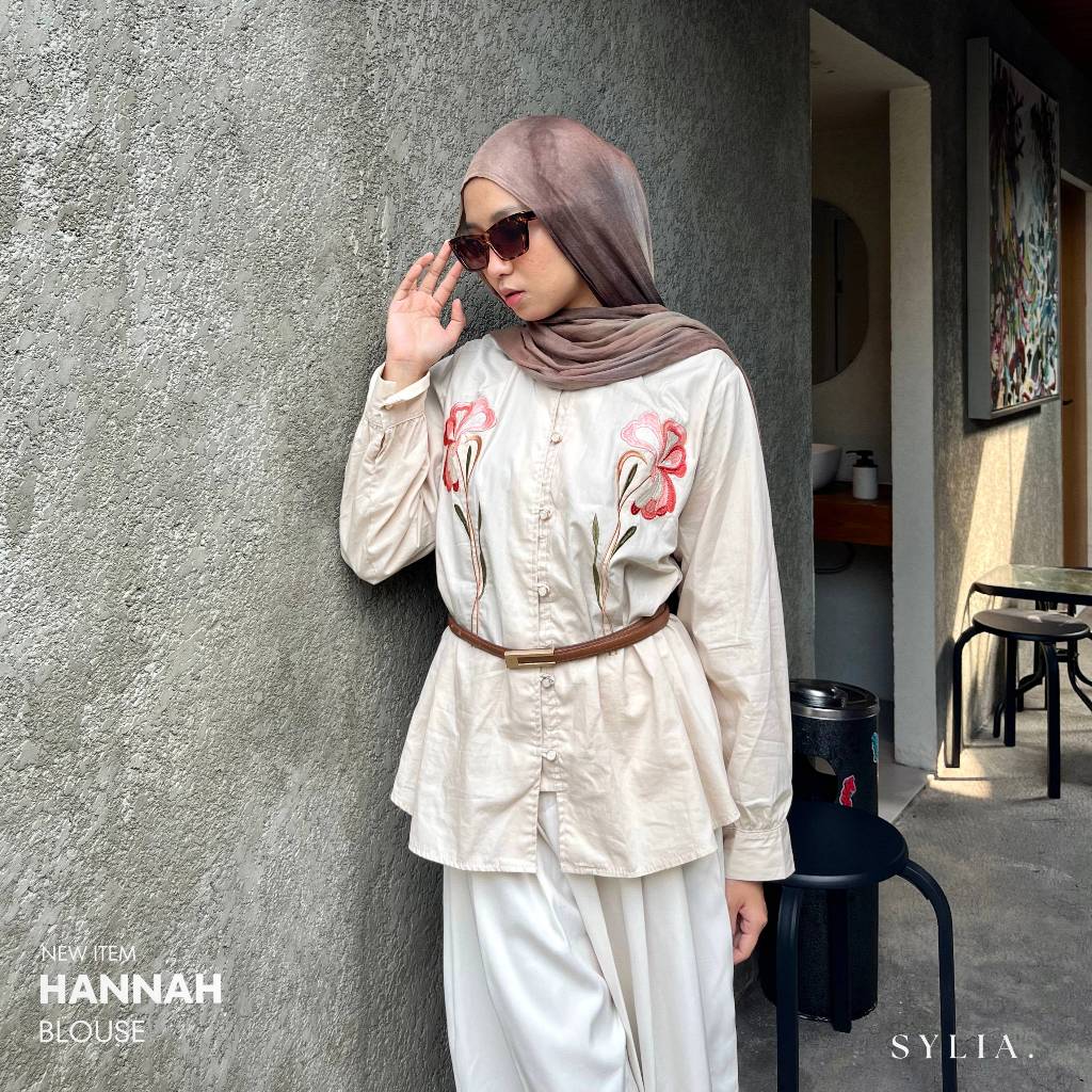HANNAH Blouse Bordir Bunga Katun Premium