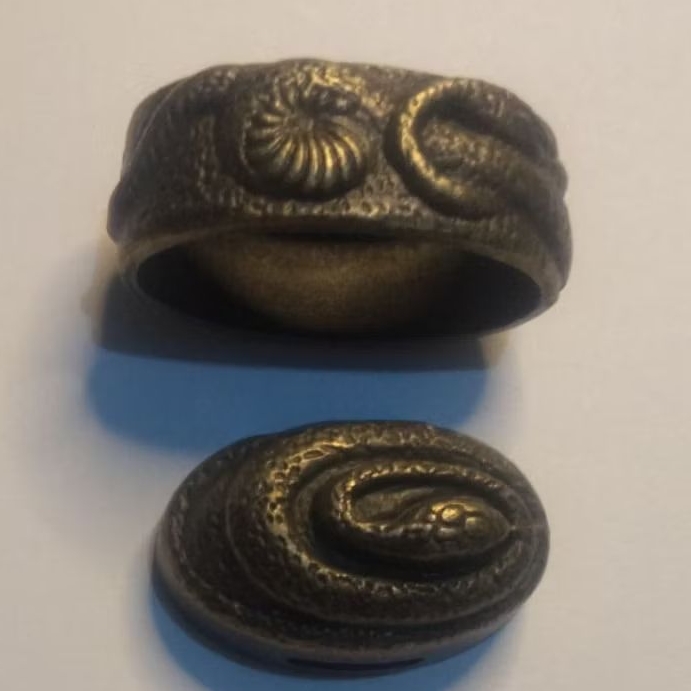 aksesoris samuraikatanasFuchiKashira snake