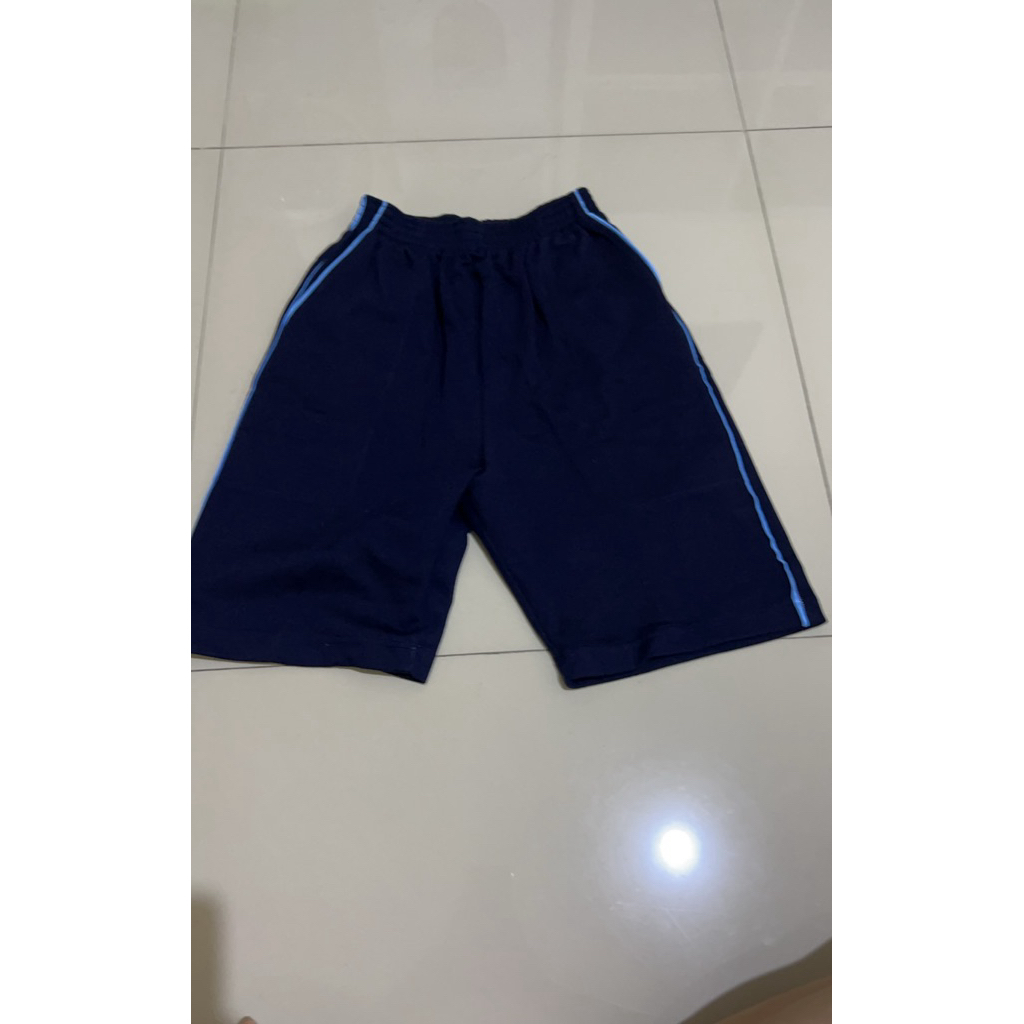 Celana olahraga SMP Penabur