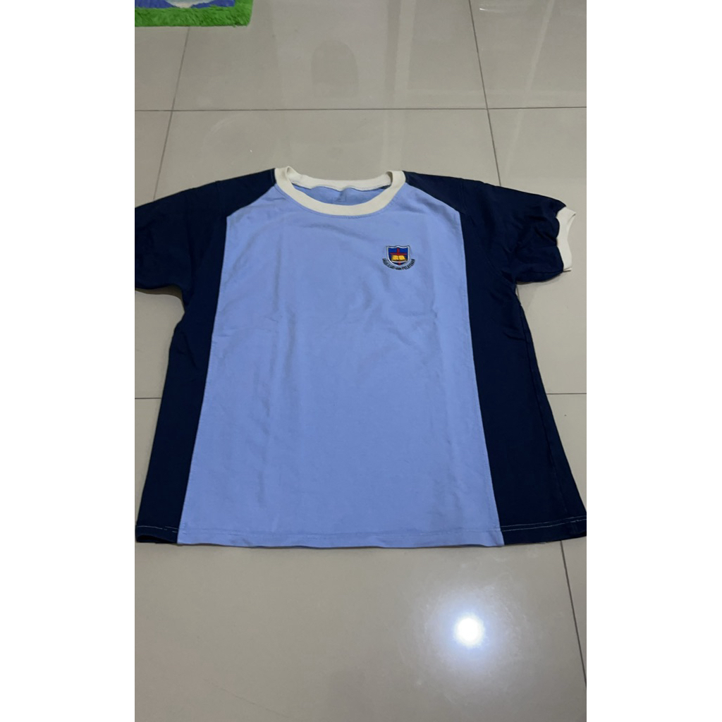 Kaos olahraga SMP Penabur