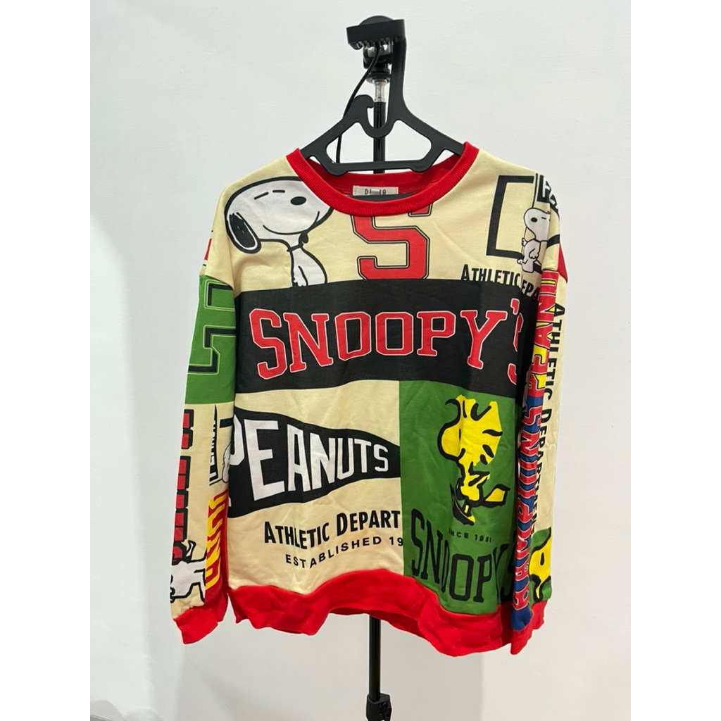 Preloved Sweater Snoopy