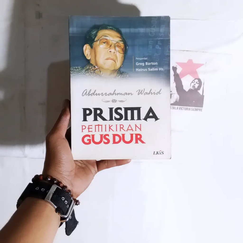 K.H. Abdurrahman Wahid Membangun Demokrasi | Islam Kosmopolitan | Islamku, Islam Anda, Islam Kita | 