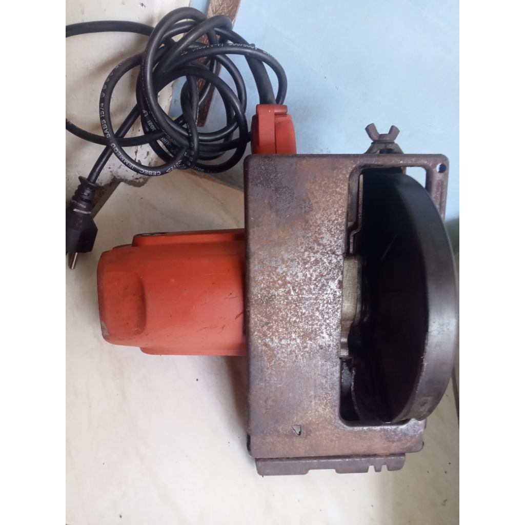 Serkel pemotongan kayu merk maktec normal semoa suara halus siap pakai
