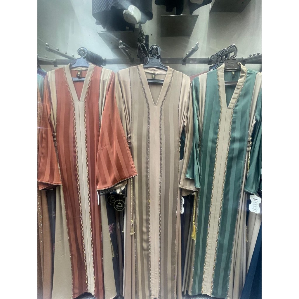 Abaya Mesir Premium Motif Garis List Emas