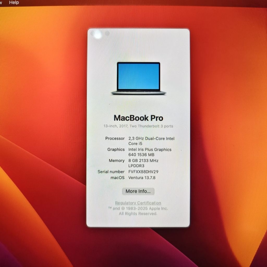 MacBook Pro 13 Inch Thunderbolt 3. 2,3 GHZ Core I5 2017 Second Original iBox