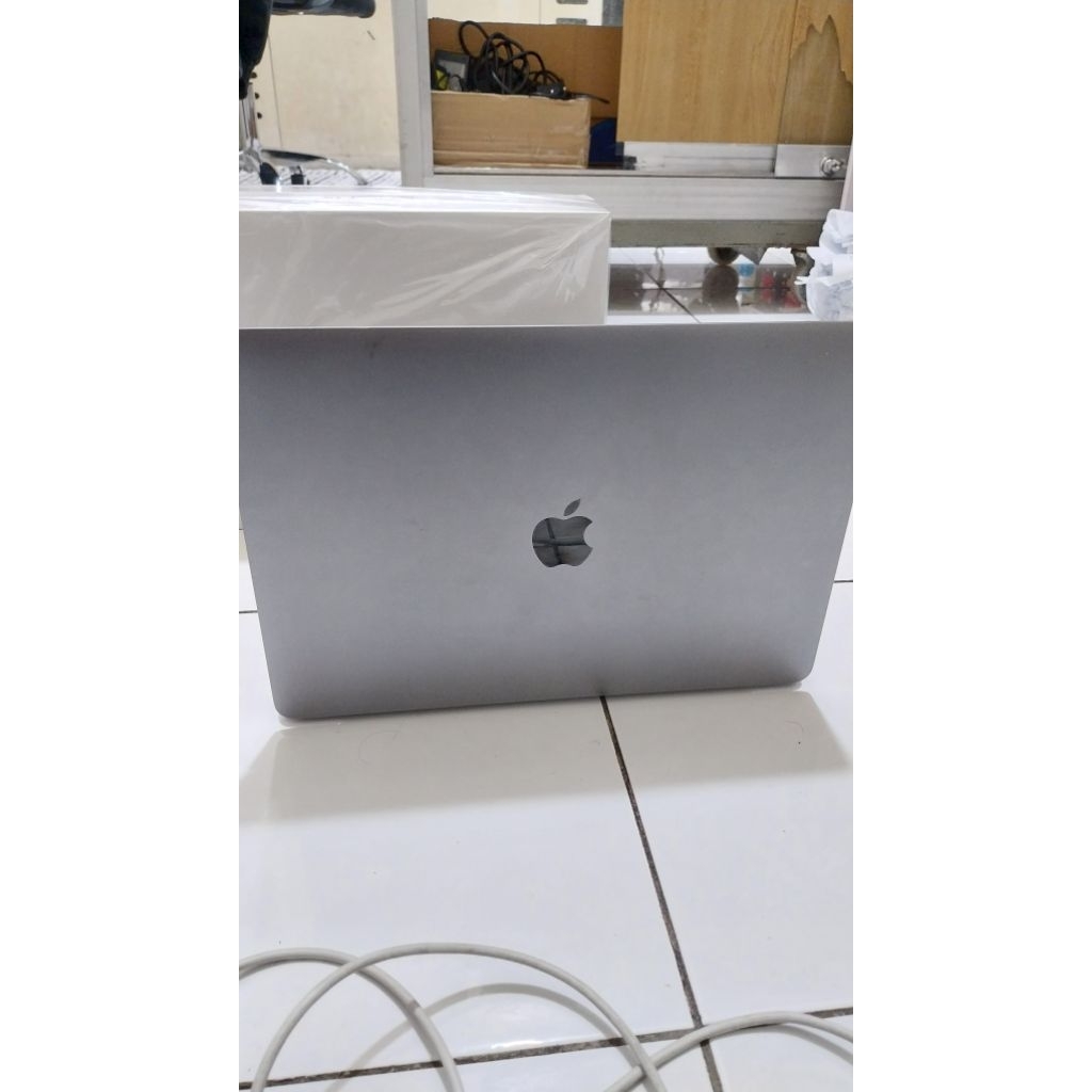 Macbook Air M1 2020 silver fulldus8/256gb ibox