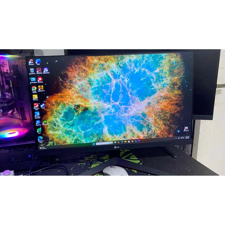 LG Monitor 24 Inch