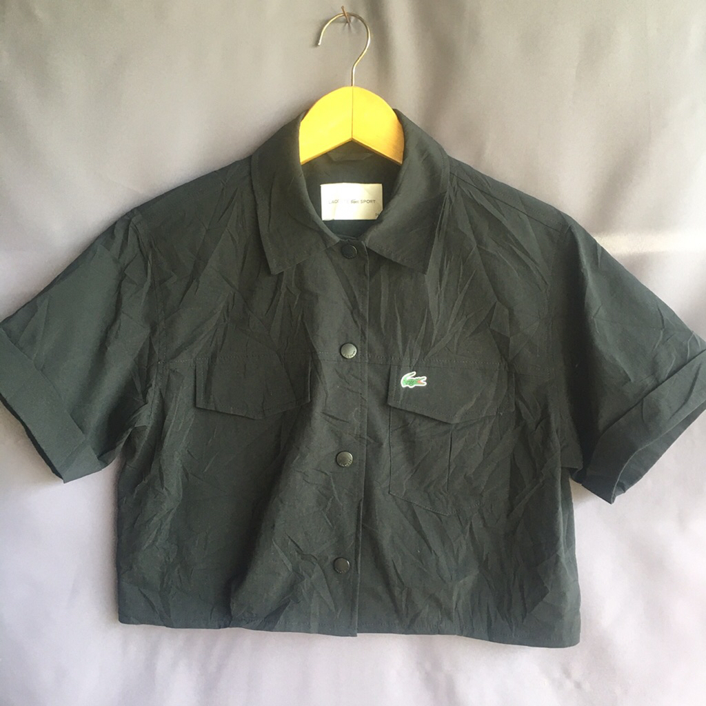Preloved kemeja crop top lacoste