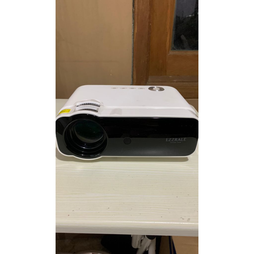 proyektor ezzrale EZ320 FHD 1080p