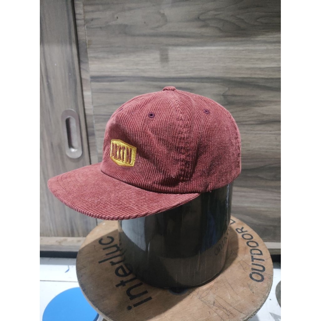 Brixton Corduroy topi Corduroy merah a frame brixton original full tag size awal 56cm