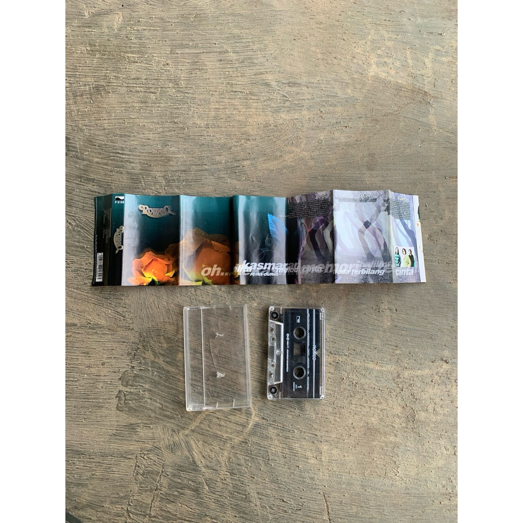 kaset pita romeo