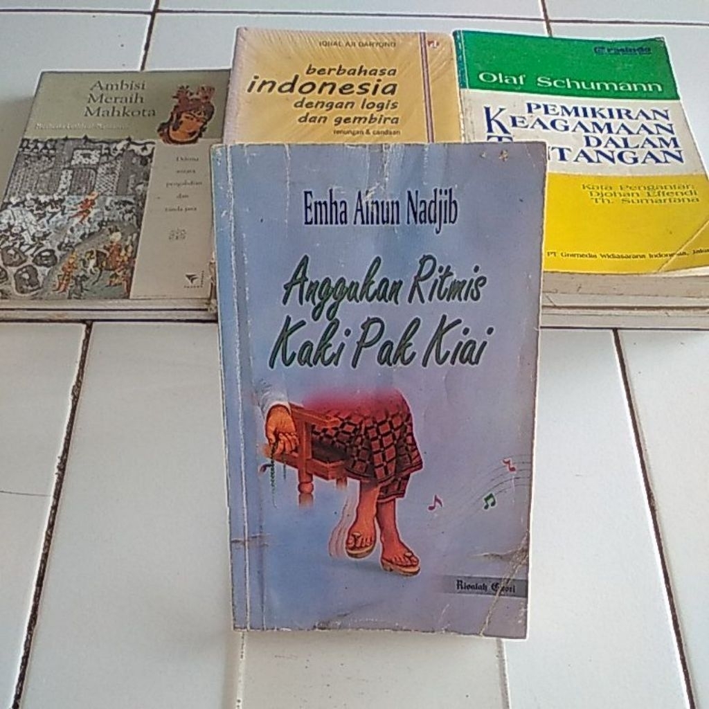 emha ainun nadjib anggukan ritmis kaki pak kiai