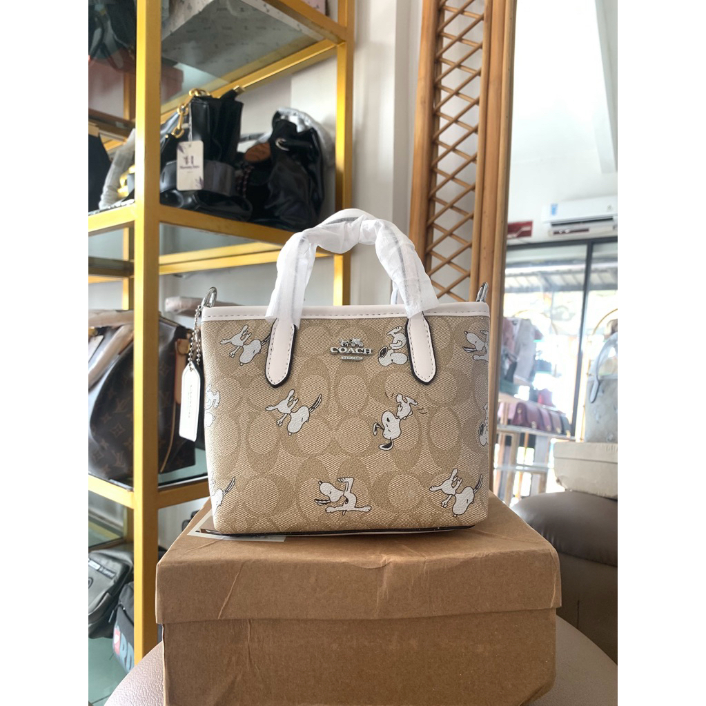 Handbag Coach Snoopy