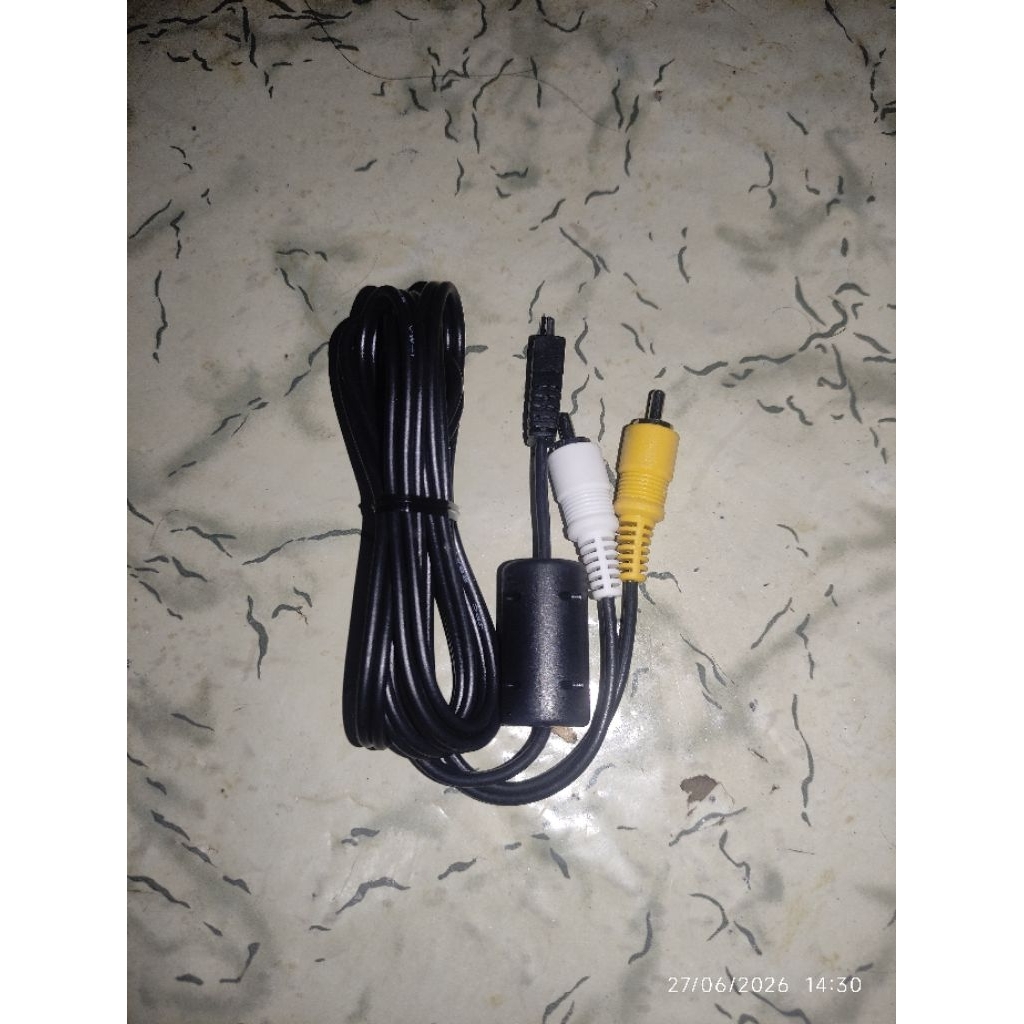 Kabel Audio Video Kamera Digital