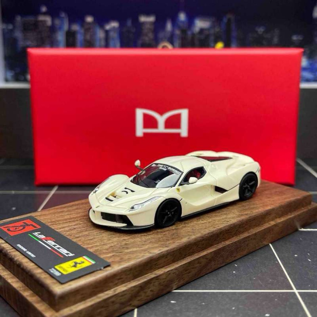 DMH 1/64 Ferrari LaFerrari Resin model  white White Strips  Limited to 99 units