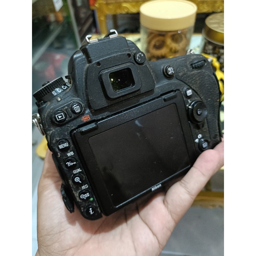 NIKON D750