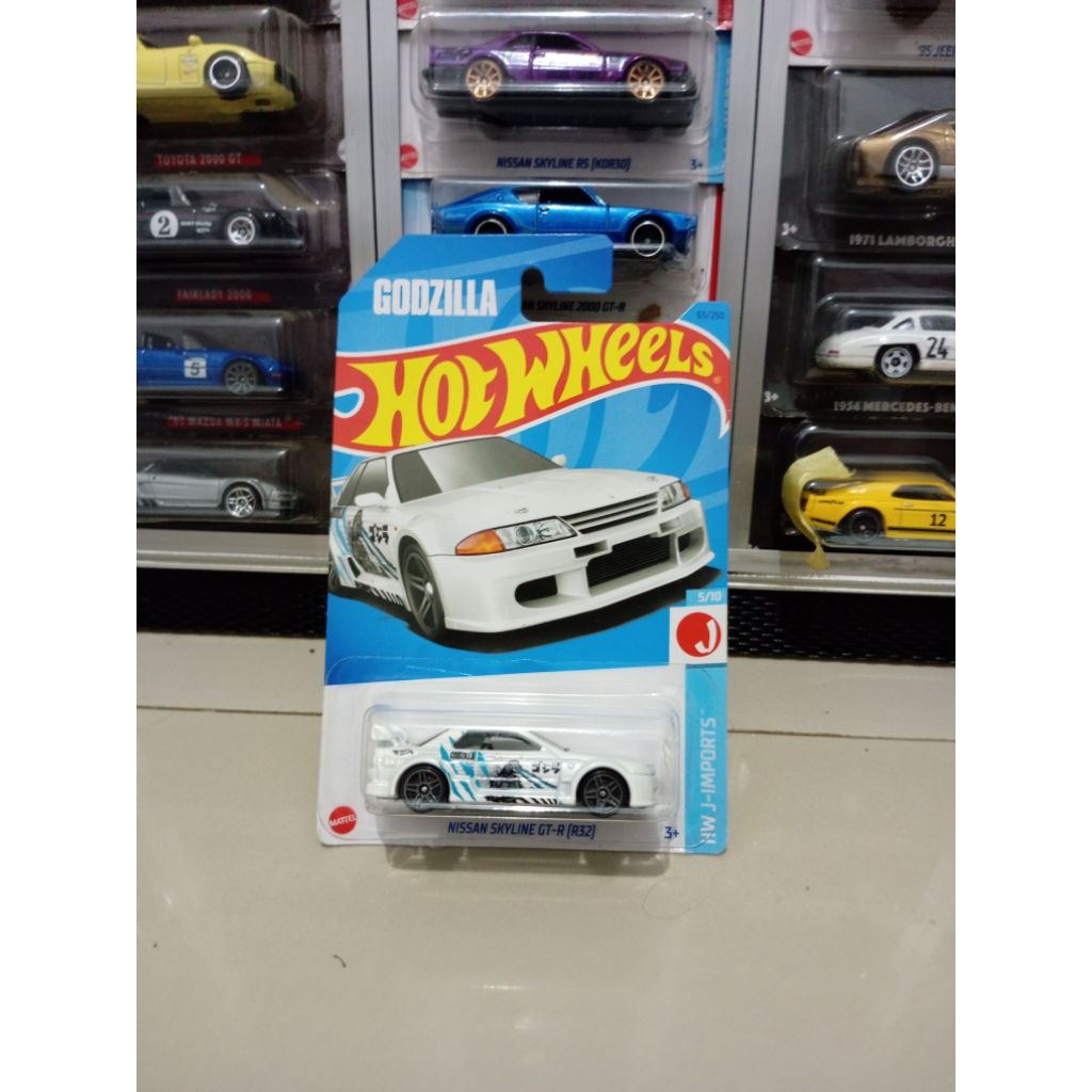 Hotwheels R32 Godzila