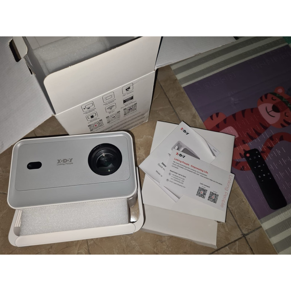 Proyektor Android Xgody A6 Pro sec