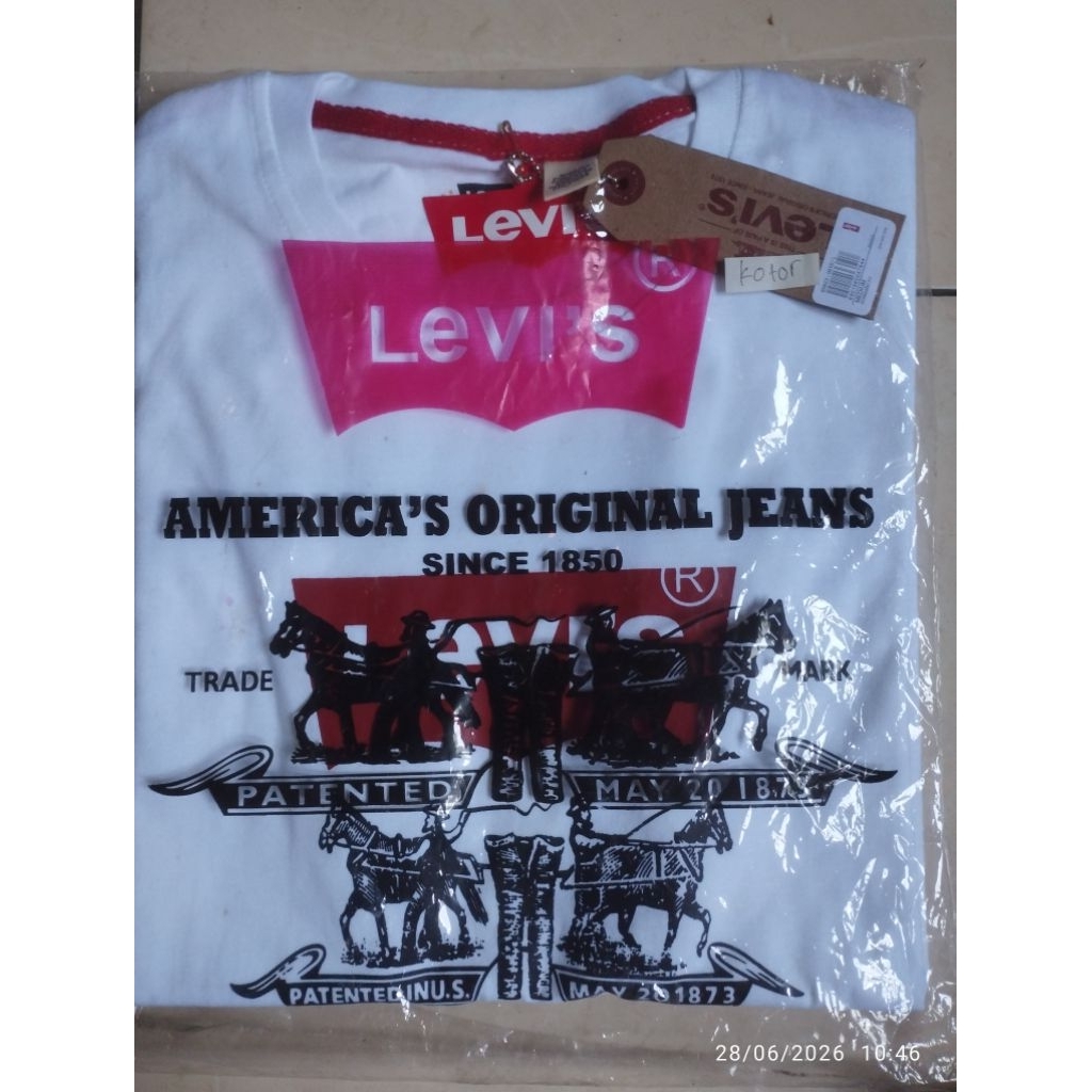 kaos levis levi's filipina putih size M