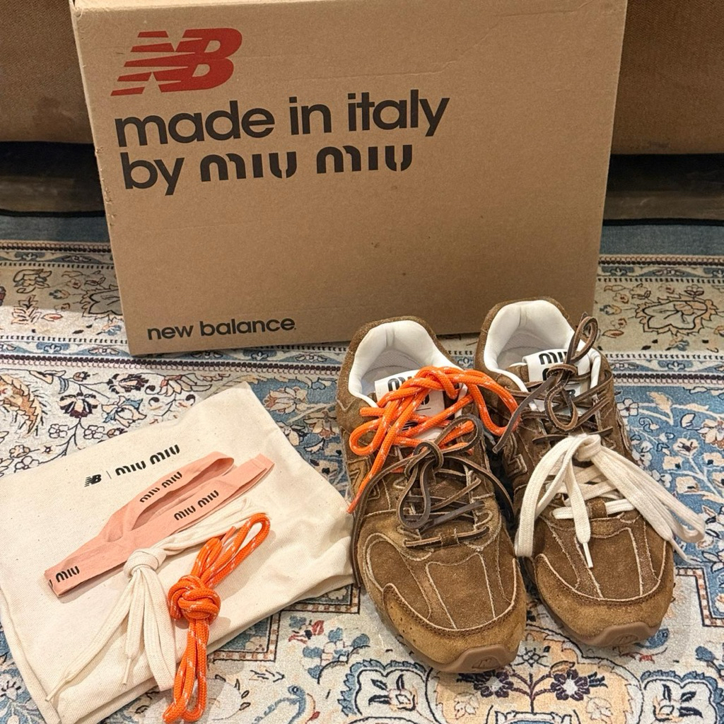 MIU MIU LACED SHOES SNEAKERS CANNELLA