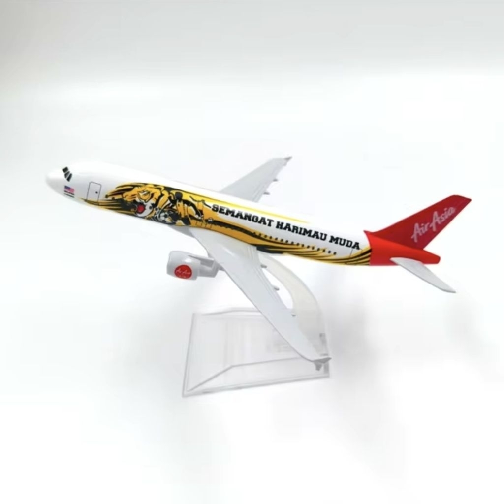16CM AIR ASIA A320 / 320 ASIA TIGER MINIATUR PESAWAT DIECAST BESI METAL PAJANGAN DISPLAY