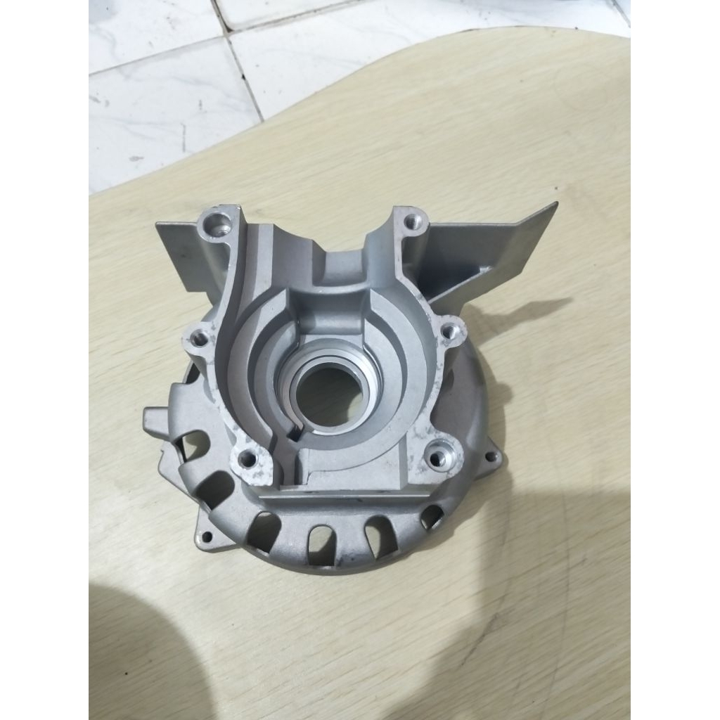crankcase left ET950 / crankcase kiri genset 2tak / crankcase left kiri generator genset 2tak