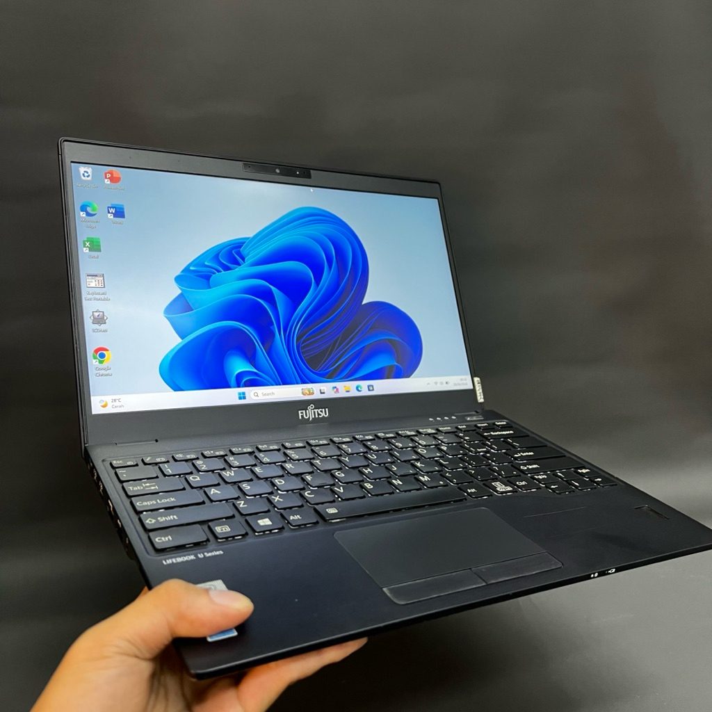 Laptop Core i7 Gen 10 Ram 16 murah Fujitsu Lifebook u9310