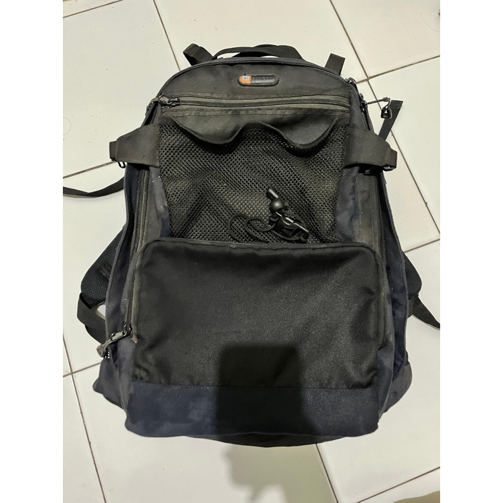 Tas Kamera Merk Quarzel